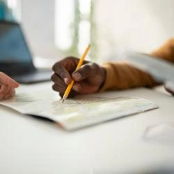 notebook com chave de segurança